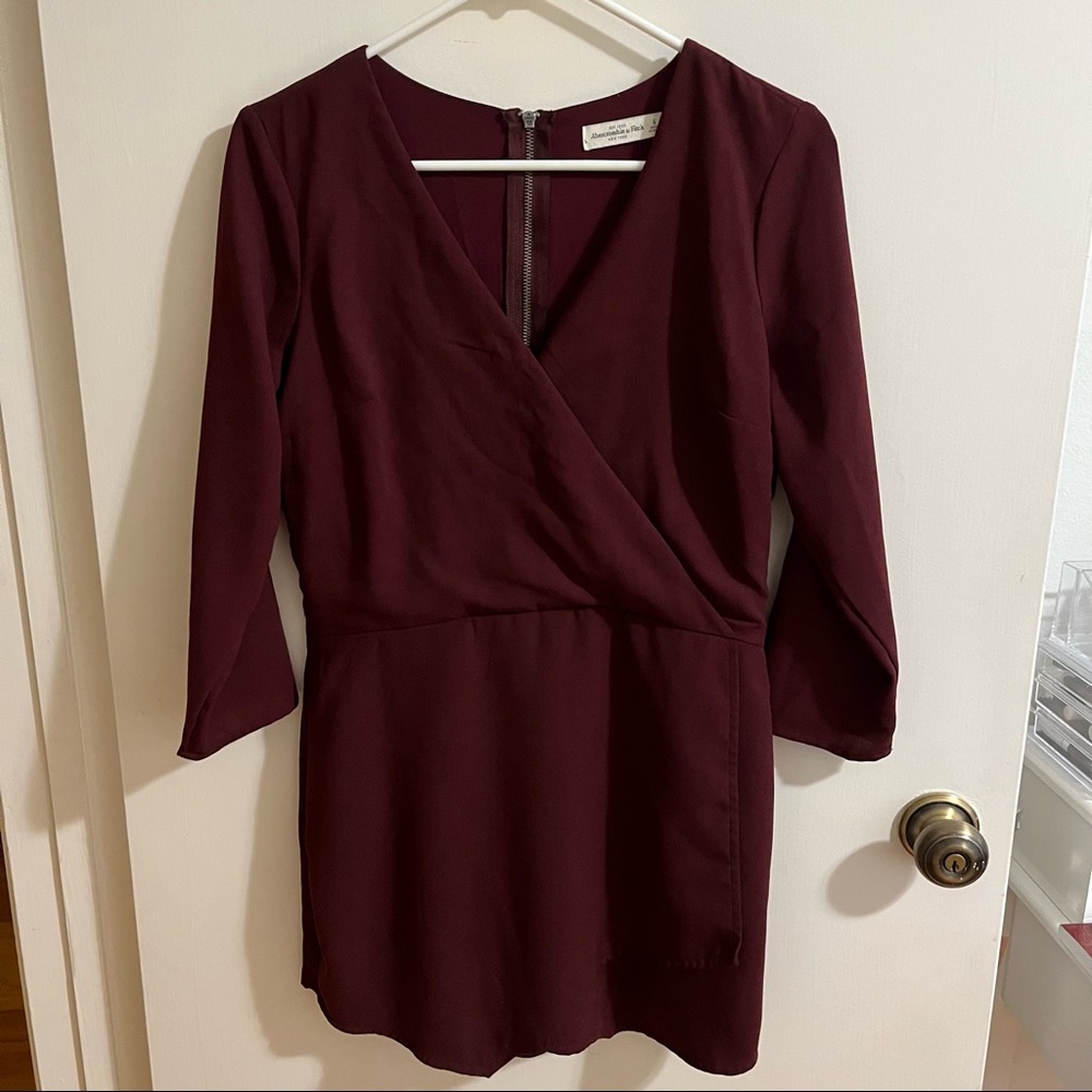NWOT Abercrombie & fitch maroon / burgundy wrap romper skort 3/4 sleeves size 6